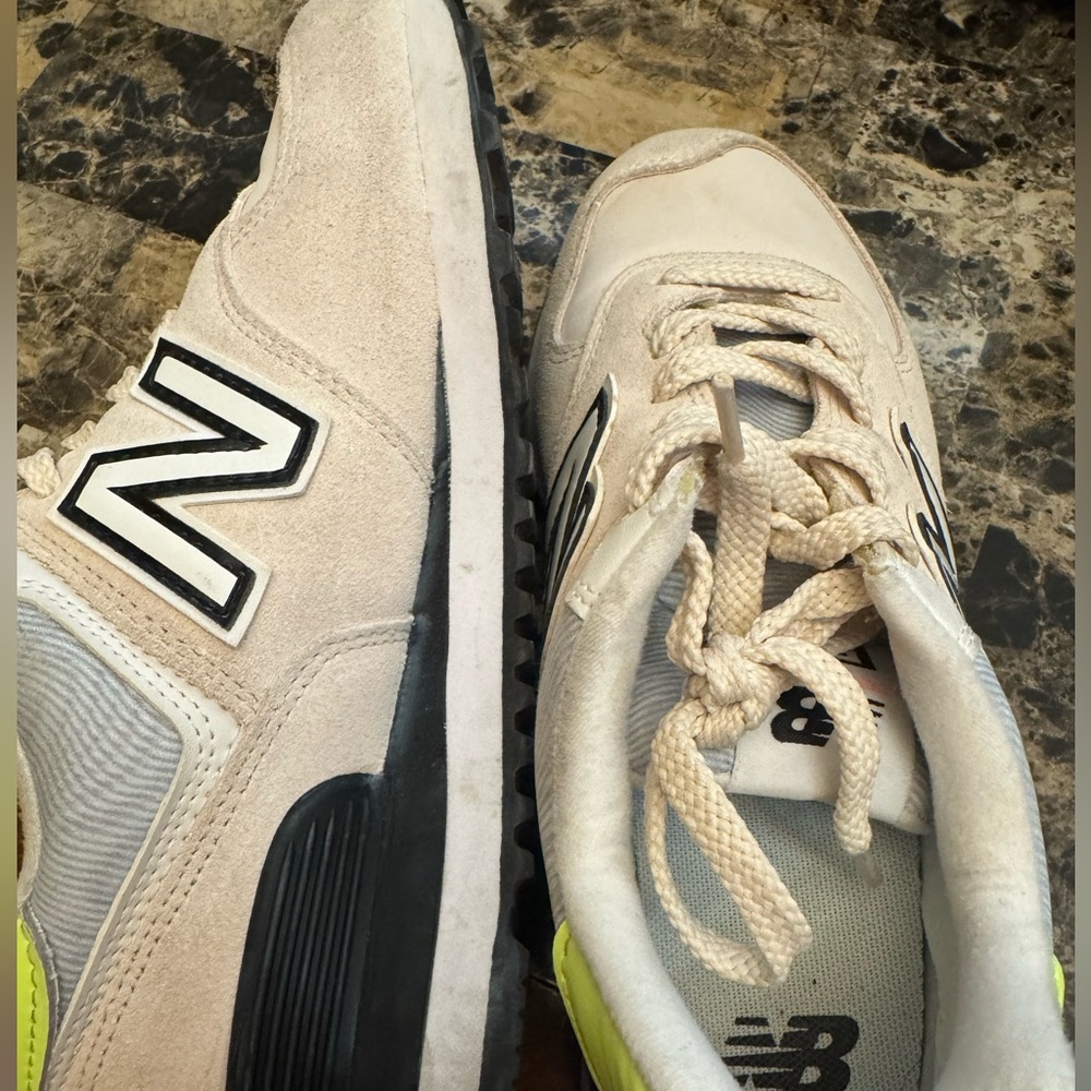 New Balance 574